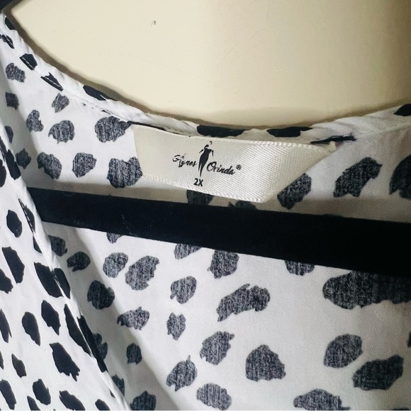 ORINDA Polka Dot Peplum Top 2x - Picture 3 of 4